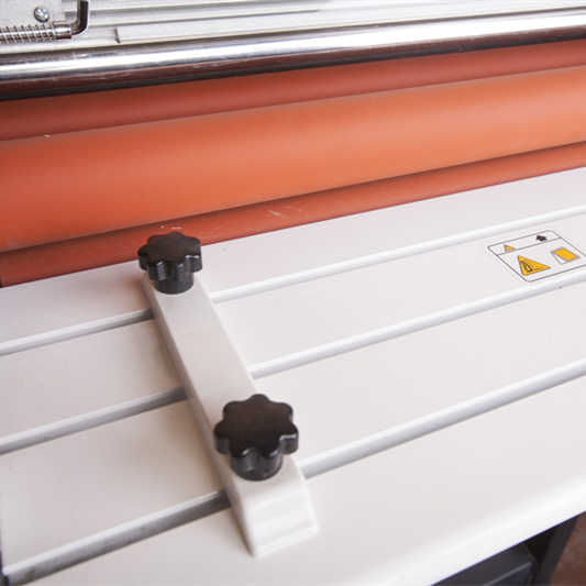 Uma máquina de laminação elétr - Laminator Cold Roll avaliação e preço